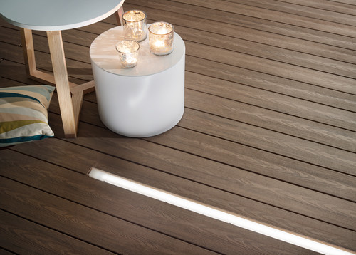 DREAMDECK WPC BICOLOR Mandel mit LED Lichtleiste DREAMDECK WPC BICOLOR Mandel mit LED Lichtleiste