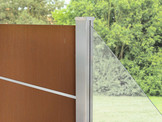 SYSTEM BOARD XL Rost Detail mit Klemmpfosten und Glas
